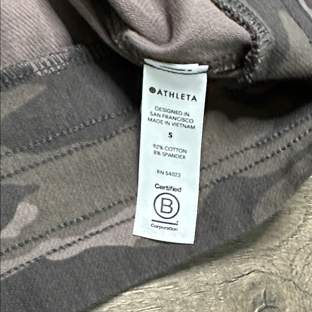 Athleta Farallon‎ Pullover Hoodie Green Camo Size Small/Medium - Picture 14 of 14